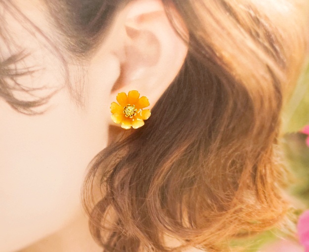 秋桜のピアス(イヤリング変更可)