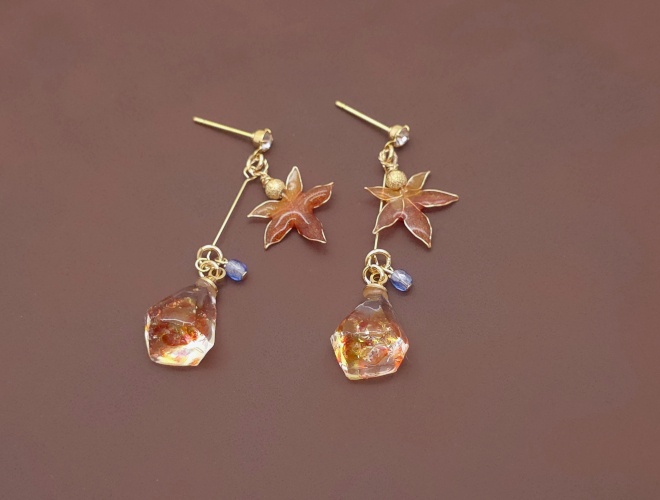 【紅葉鉱石のピアス】イヤリング可