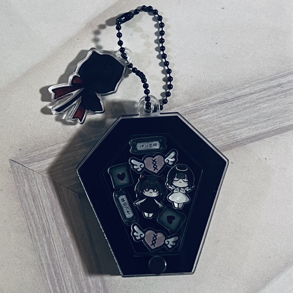 ⚰️🌹棺型シャカシャカアクキー🌹⚰️