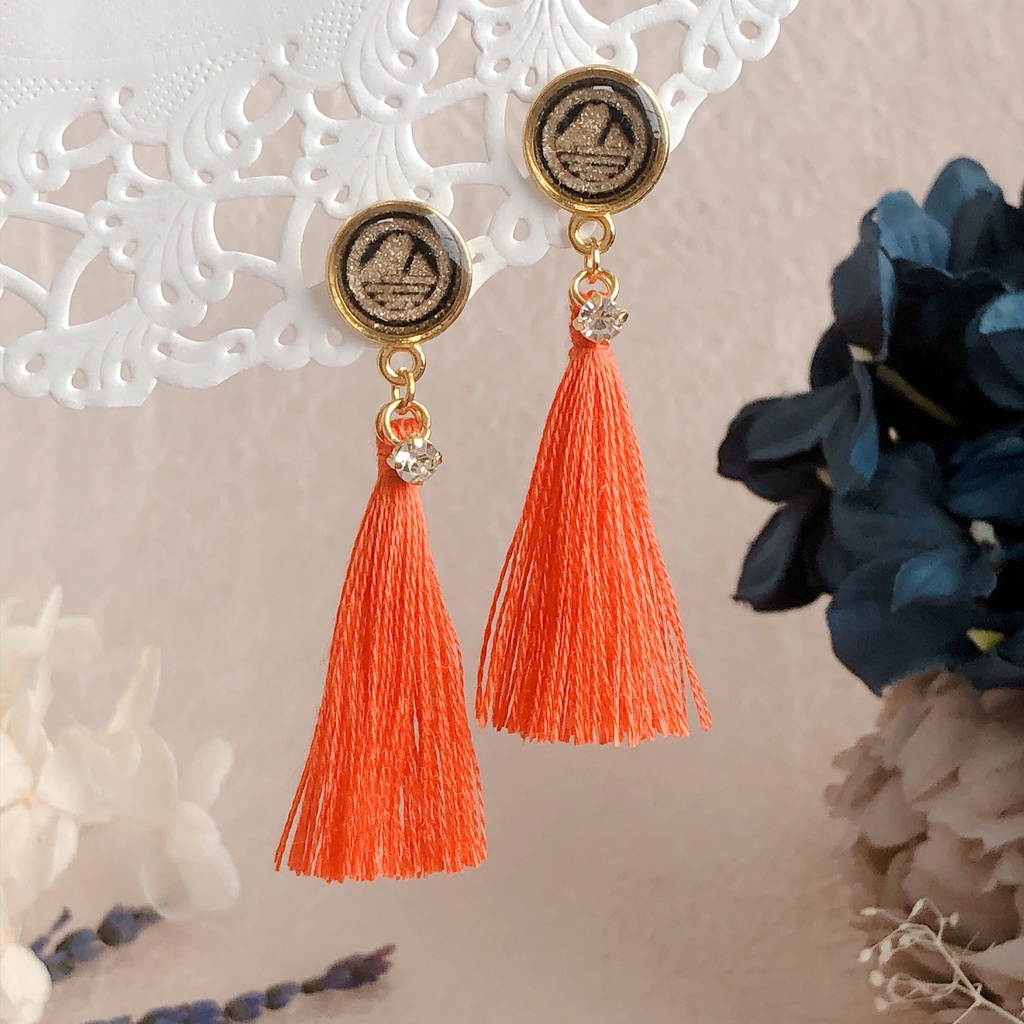 山姥切国広 家紋タッセルピアス Tommy Mart Booth