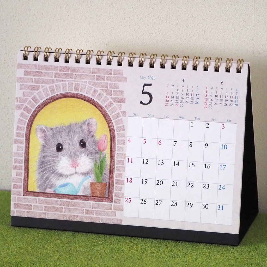 ハムスターの卓上カレンダー2025