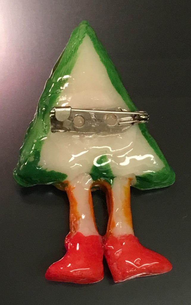 walking tree バッジ