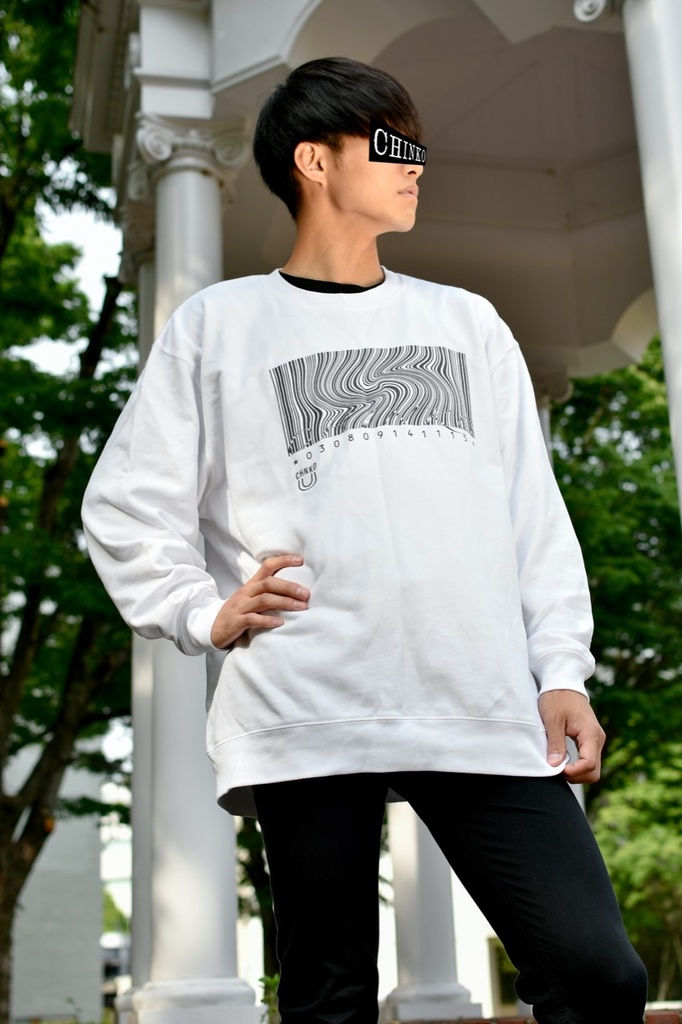 「CHINKO(バーコード)」スウェット白