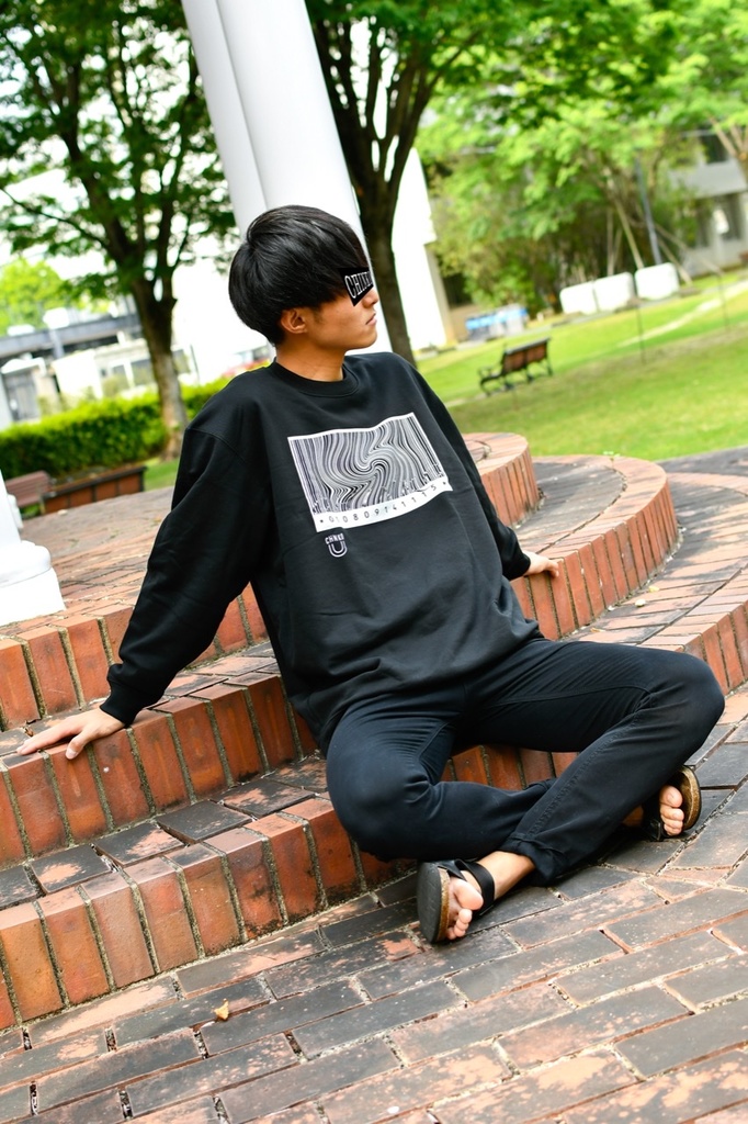 「CHINKO(バーコード)」スウェット黒