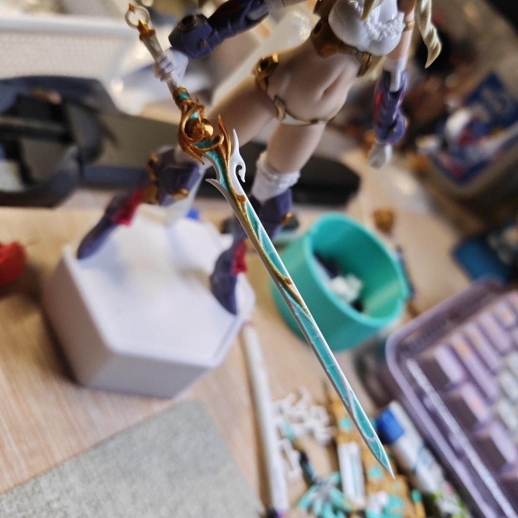 【三日月の含光】メガミデバイス　片手剣　1/12　武器　塗装済