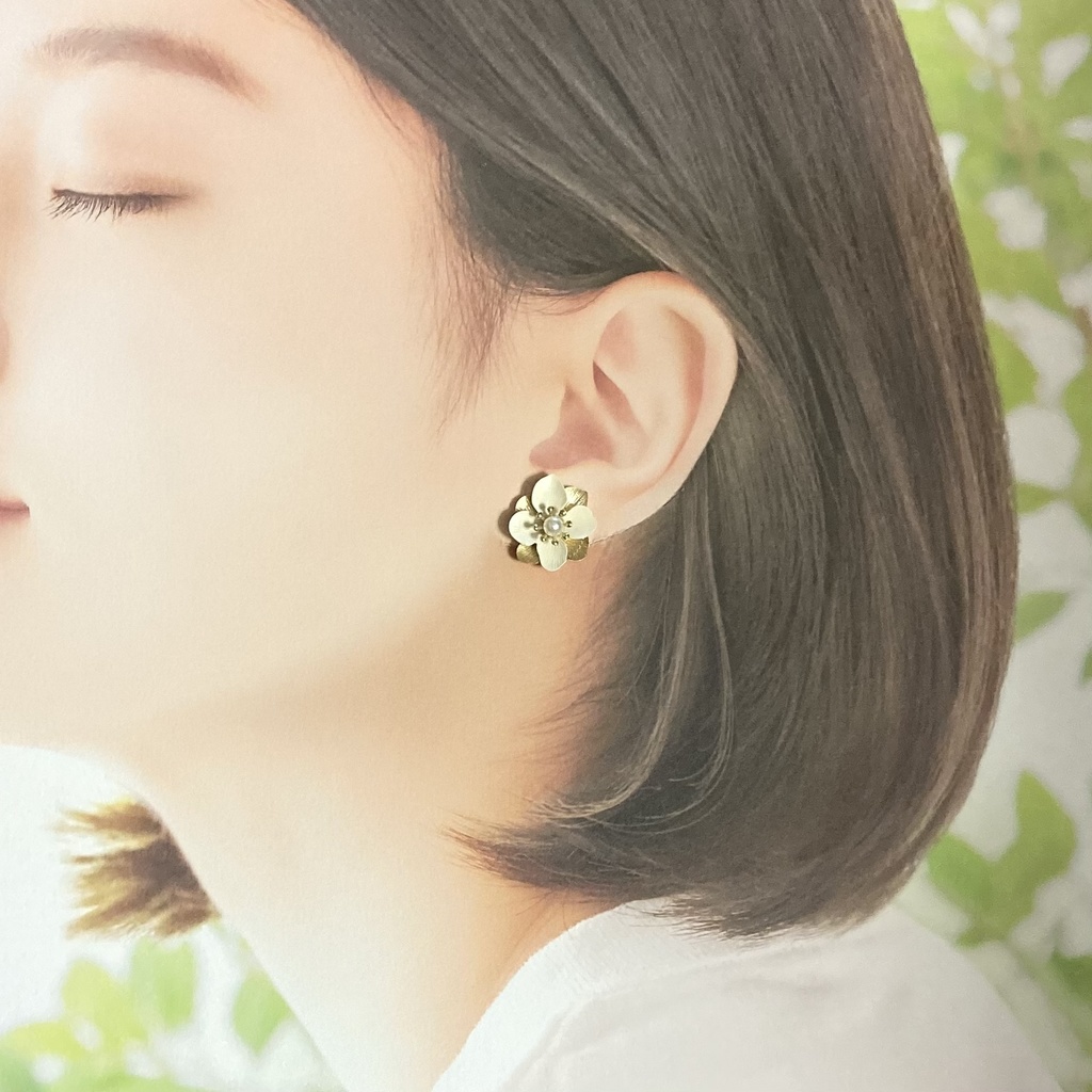 鶴丸国永・大倶利伽羅イメージフラワーイヤリング&ピアス