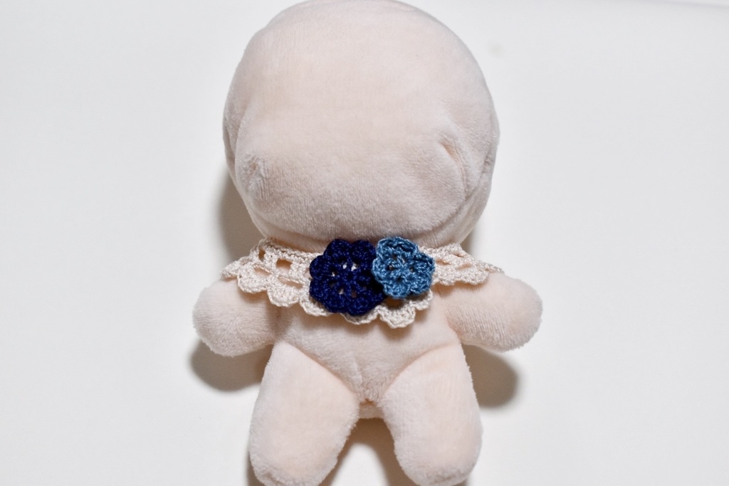 ぬい服 つけ襟 青 10~15cm ぬいぐるみ 着せ替え服 レース編み リボン