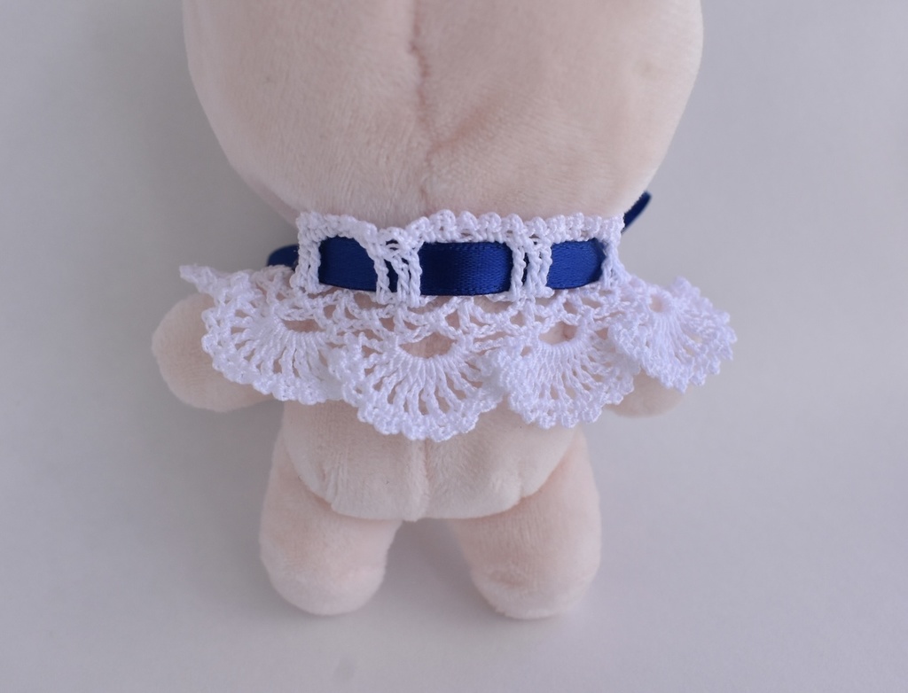 ぬい服 つけ襟 青 10~15cm ぬいぐるみ 着せ替え服 レース編み リボン