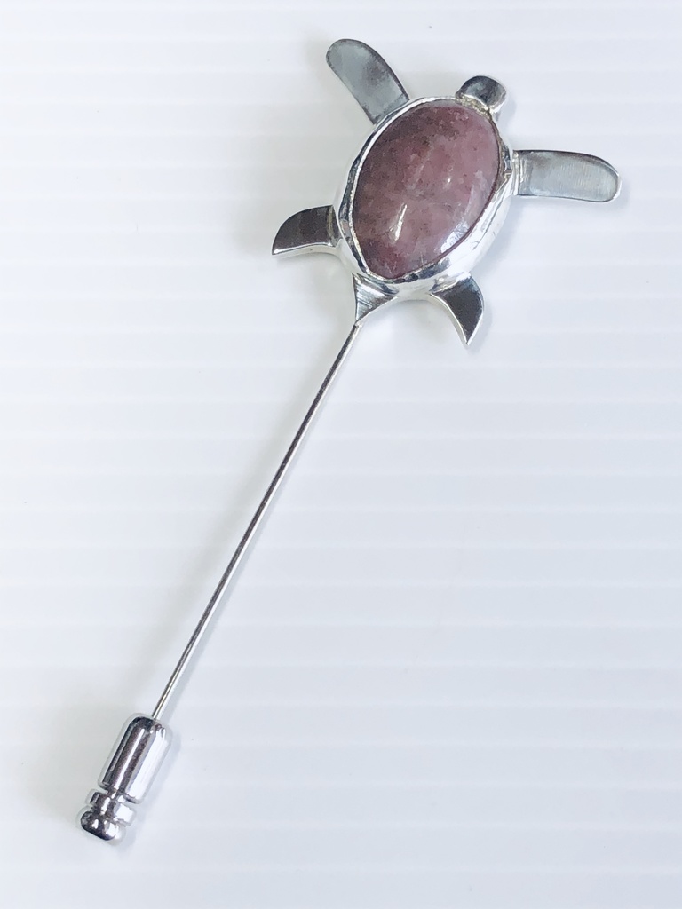 ウミガメのブローチ