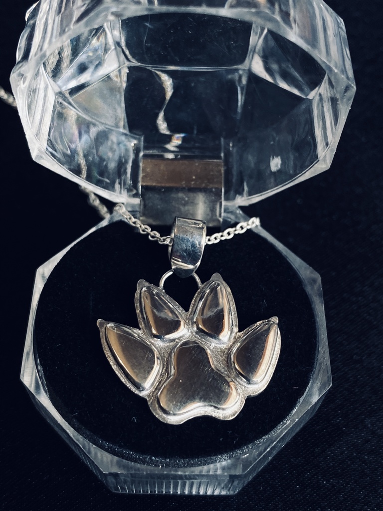 肉球のペンダントトップ