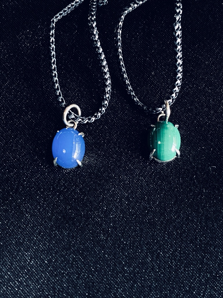 天然石のペンダントトップ