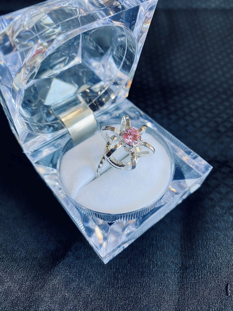 王冠のぐるぐるリング