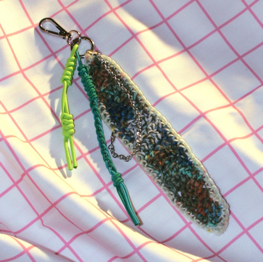 サンセベリアのバッグチャーム