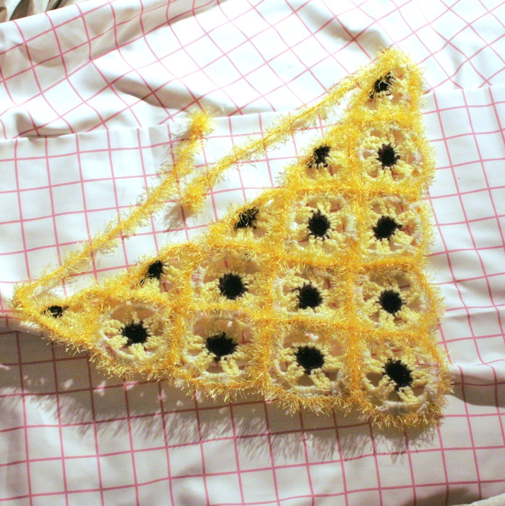 向日葵の面影バブーシュカ