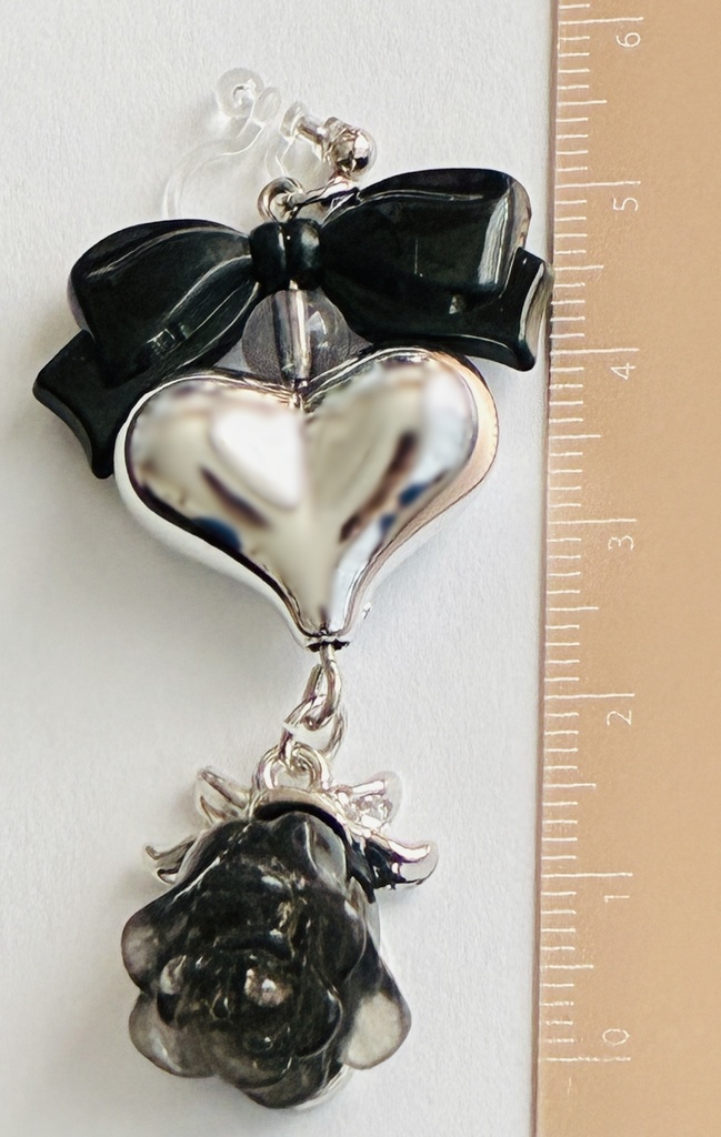 黒バラゴシックノンホールピアス