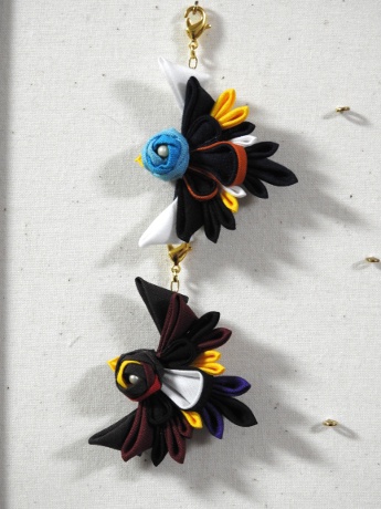 つまみ細工鳥チャーム 一期一振Ver.