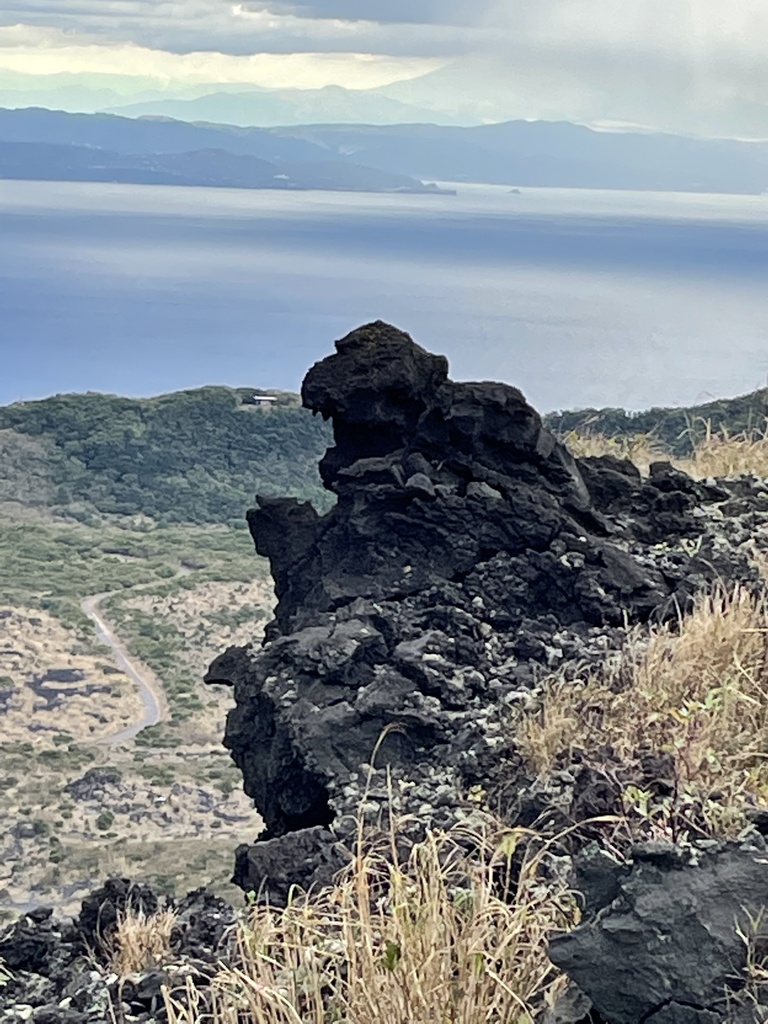 三原山の岩 缶バッジ