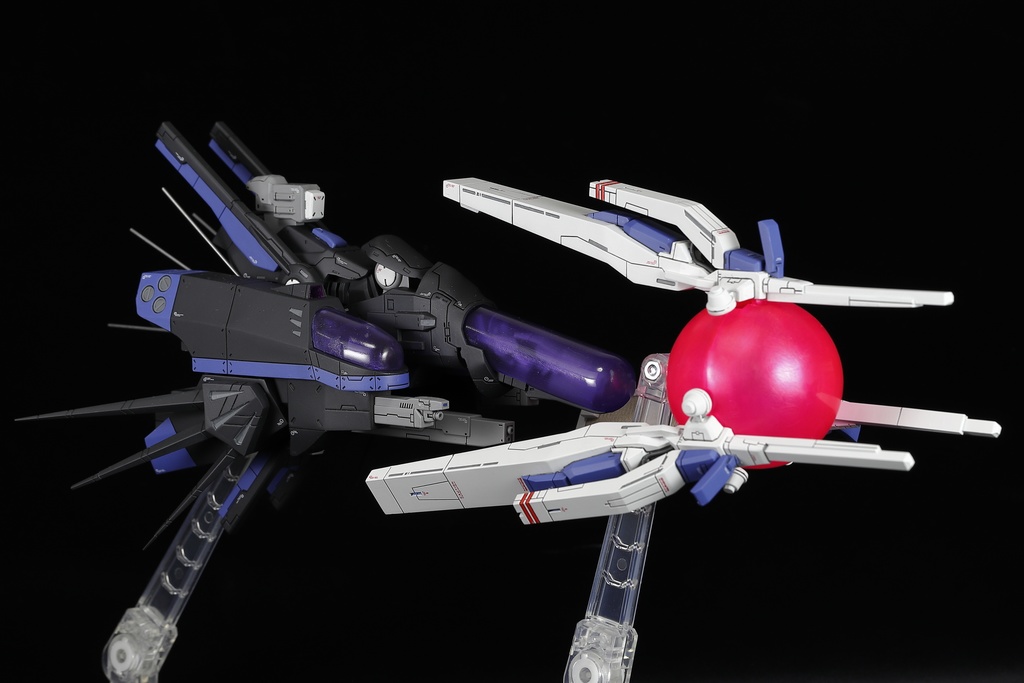 1/100 R-9WB ハッピーデイズ