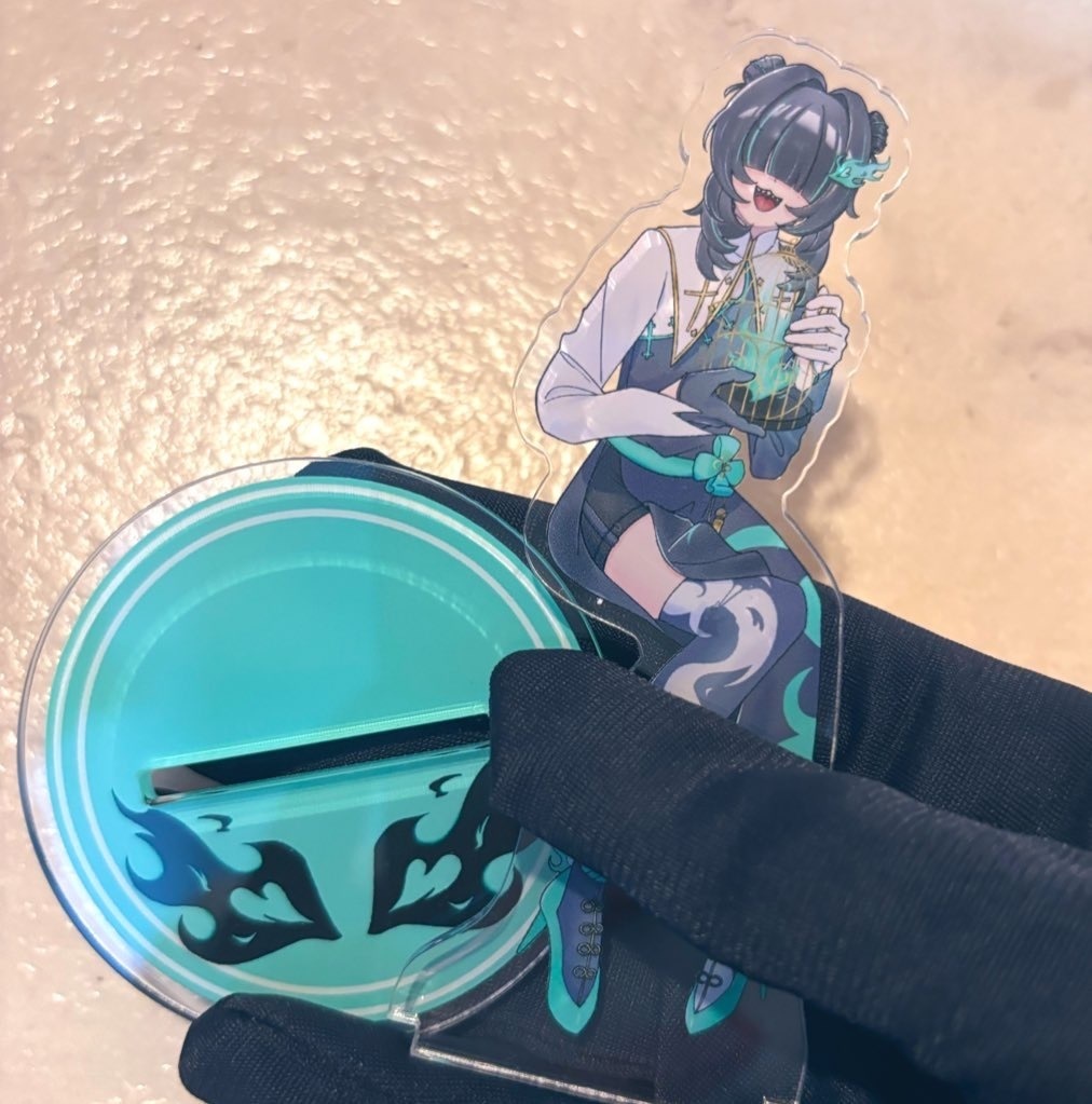 みんなのるむふれオリジナルアクスタ