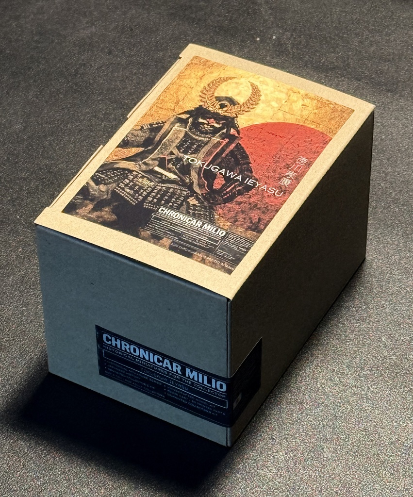 徳川家康 ”伊予札黒糸威胴丸具足”