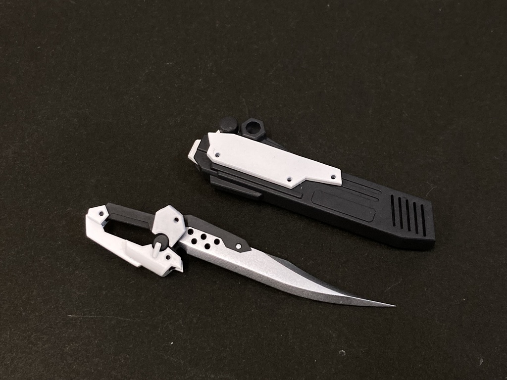 アーマードファング 1/10〜1/12