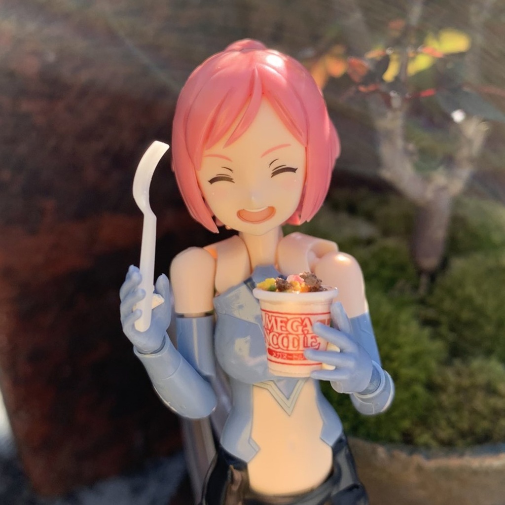 1/12 メガヌードル しょうゆ 塗装済み完成品