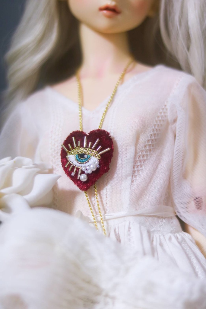 【1/3】♡刺繍のループタイNo,6♡