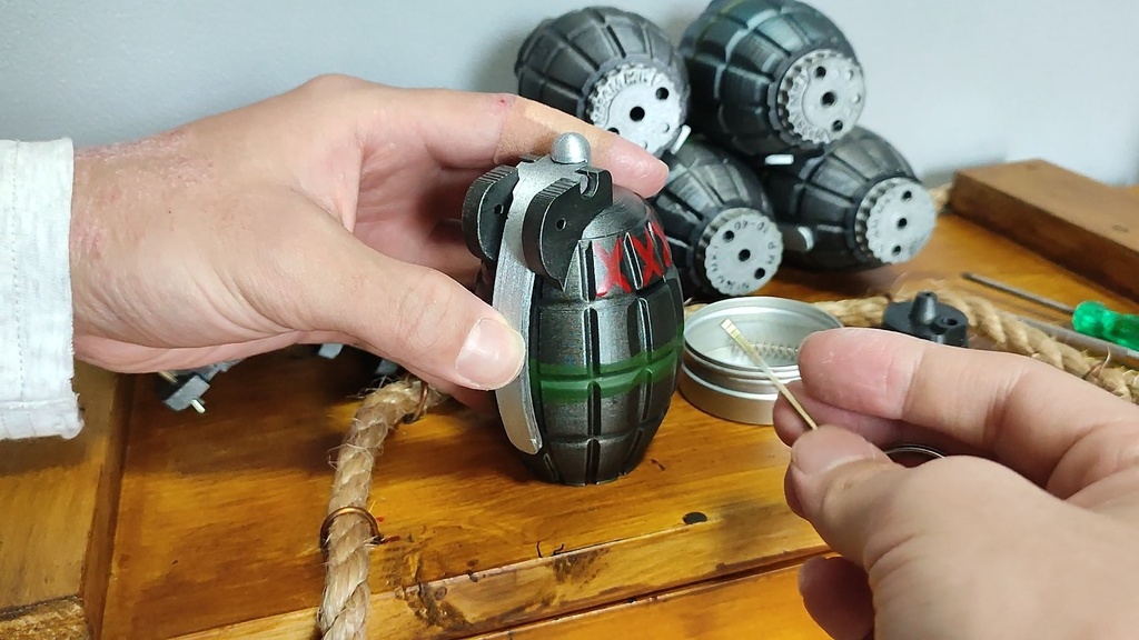 【 3D STL 】Grenade No.36M Mk.1 “Mills Bomb” Firecracer Video Available