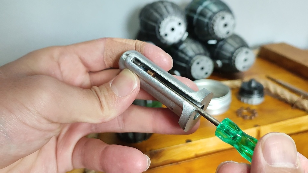 【 3D STL 】Grenade No.36M Mk.1 “Mills Bomb” Firecracer Video Available