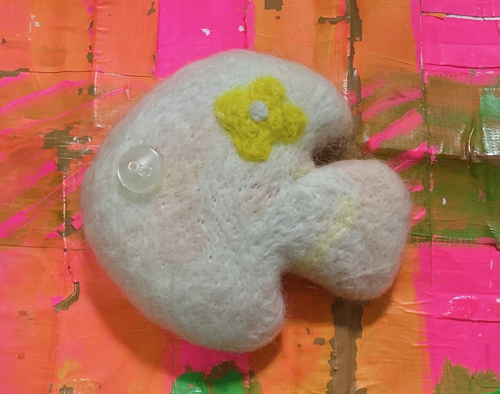 やさしいおさかなさんのマスコット🐠（熱帯魚）