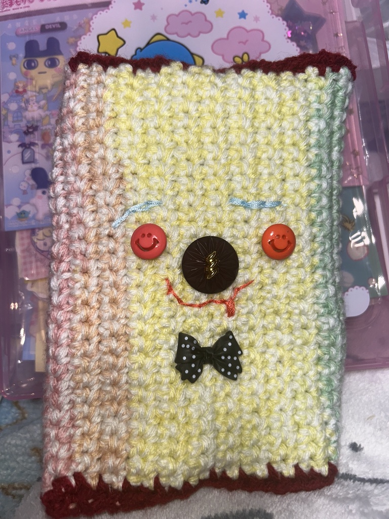 にっこりブックカバー☺️