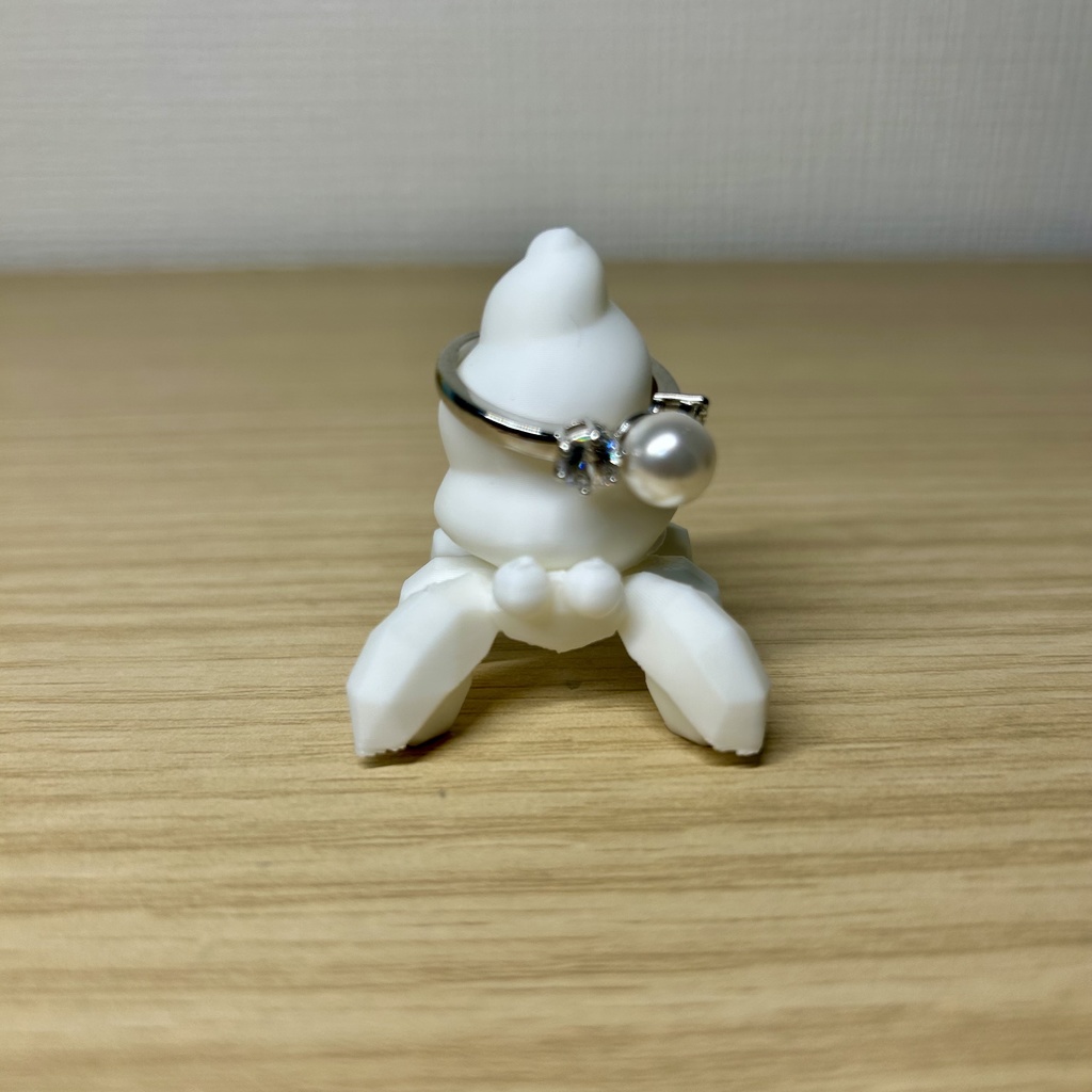 ヤドカリのリングホルダー(white)