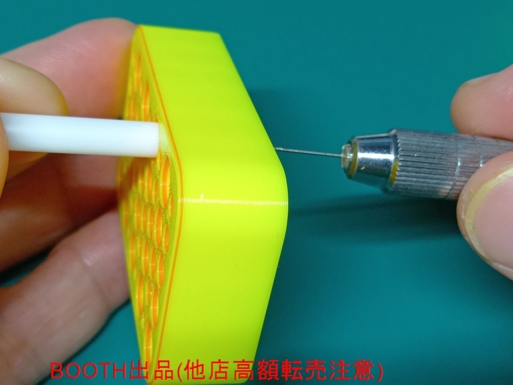 プラ棒センター穴あけ治具