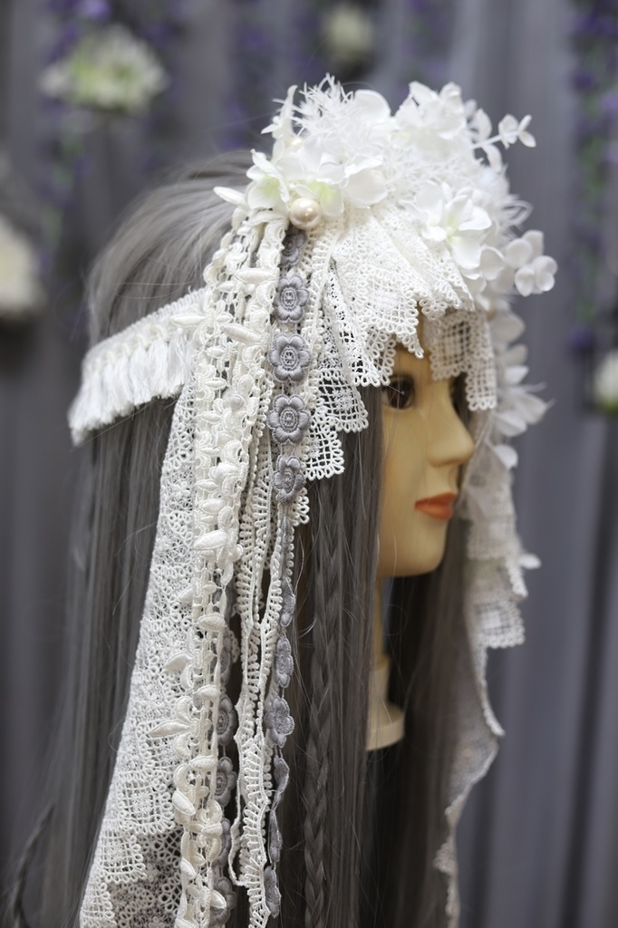 創作髪飾り&ウィッグ・白い魔女