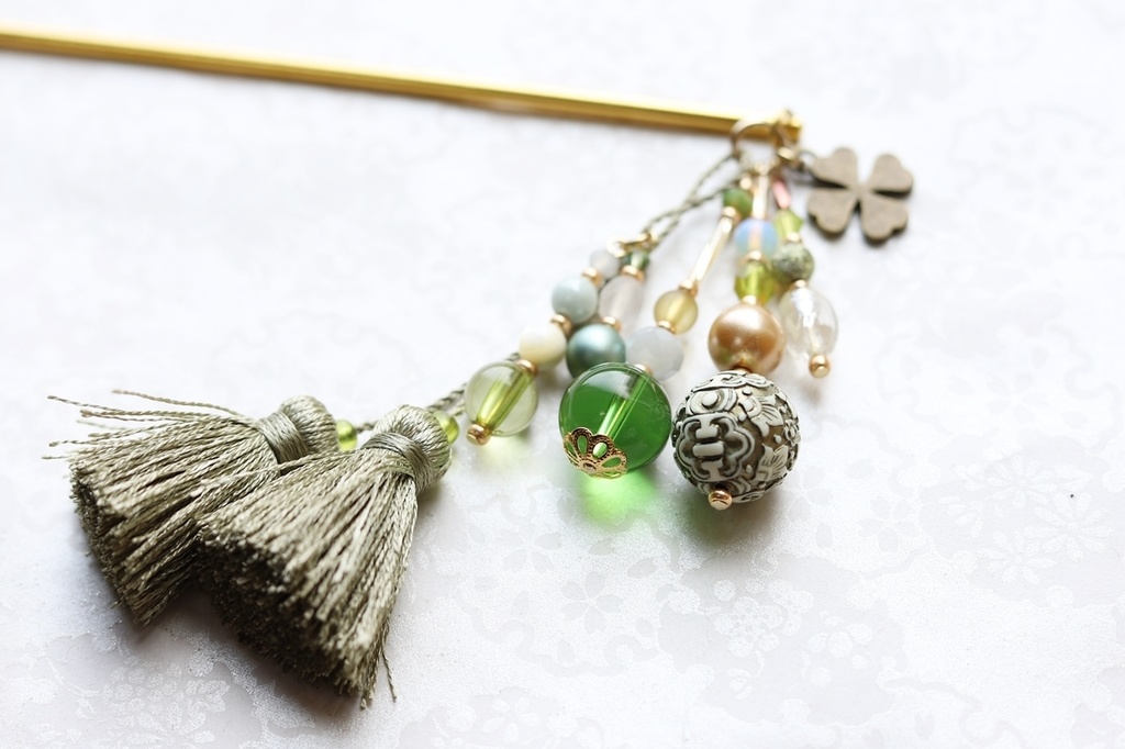 四葉のクローバーかんざし【創作】