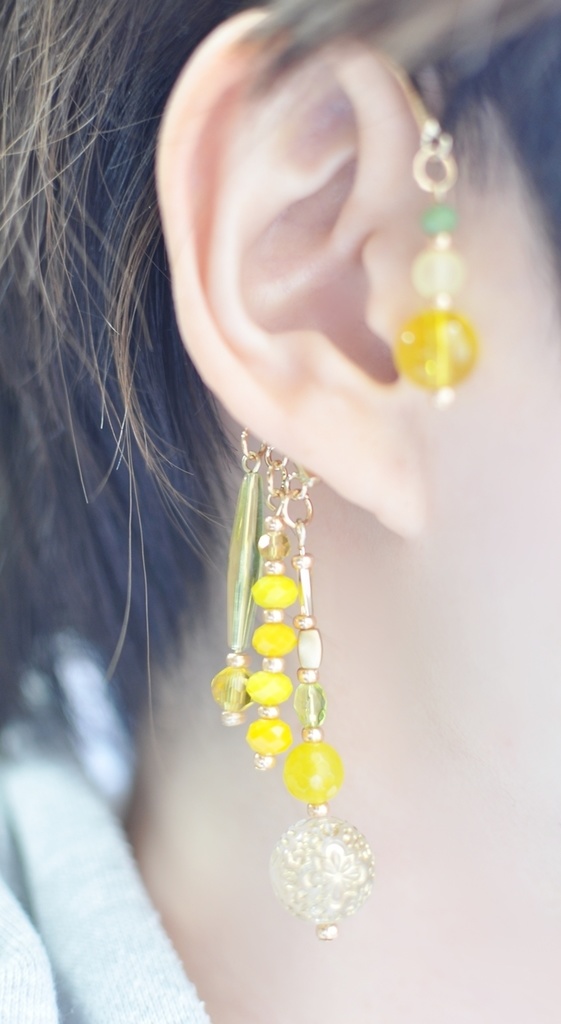 ミモザのイメージイヤーフック