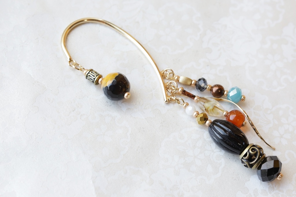 アフリカンスタイルイヤーフック【白・黒】