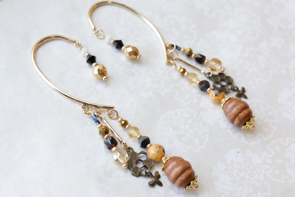 黄金の蜂蜜イヤーフック