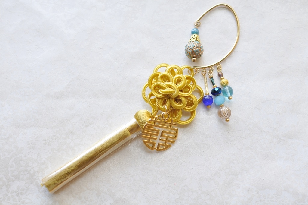 チャイナタッセルのイヤーフック・黄×水色