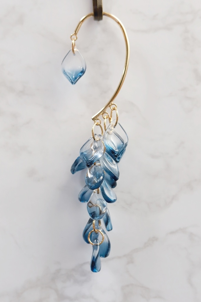 藤の花・長房・紺碧