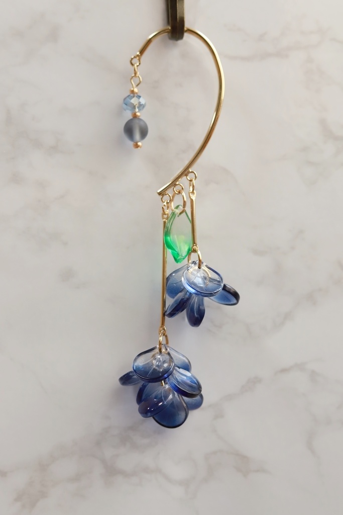 紫陽花イヤーフック・紺色