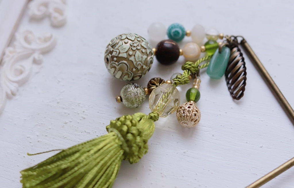 蜀緑のかんざし