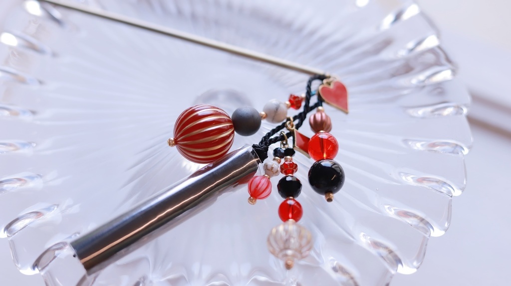 ハートの女王かんざし・大玉