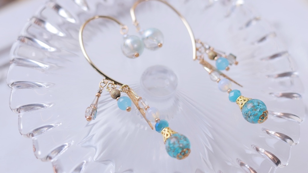 アラビアンブルーのイヤーフック