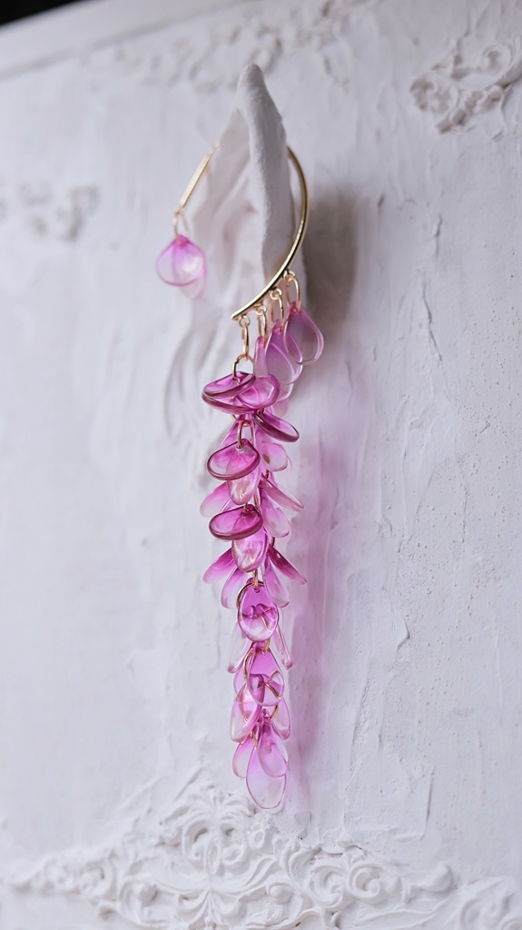 紫藤の長房イヤーフック