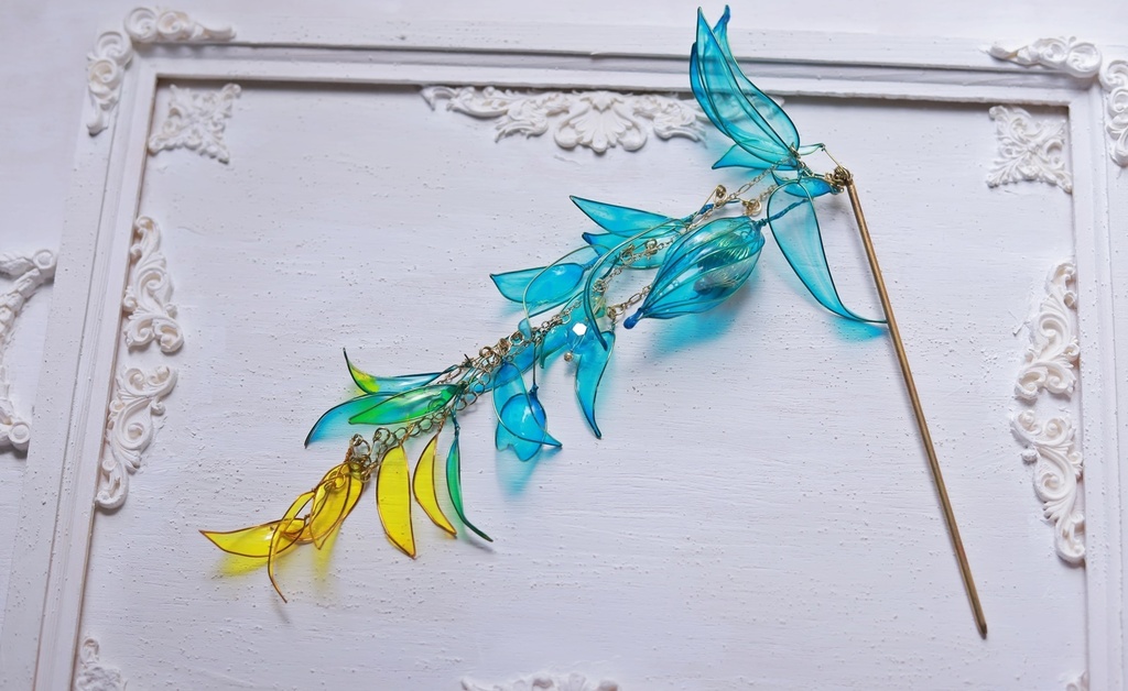 透明花弁のかんざし・イヤーフック