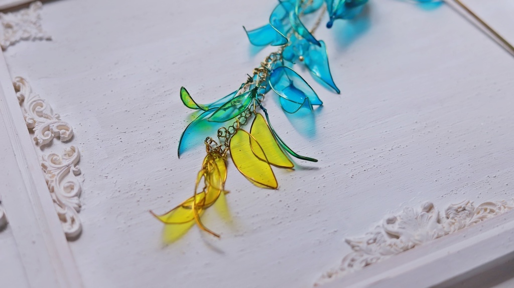 透明花弁のかんざし・イヤーフック