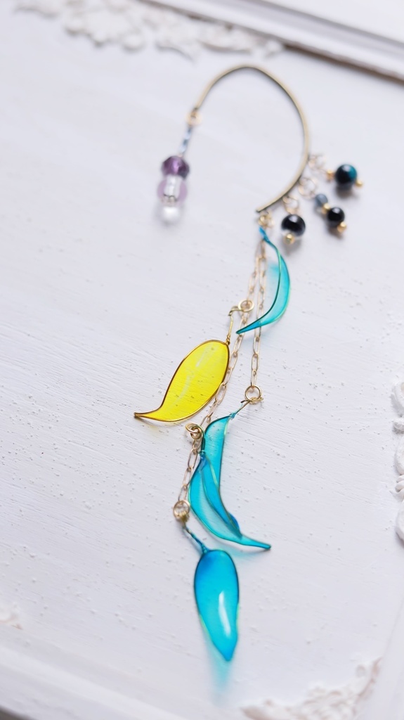 透明花弁のかんざし・イヤーフック