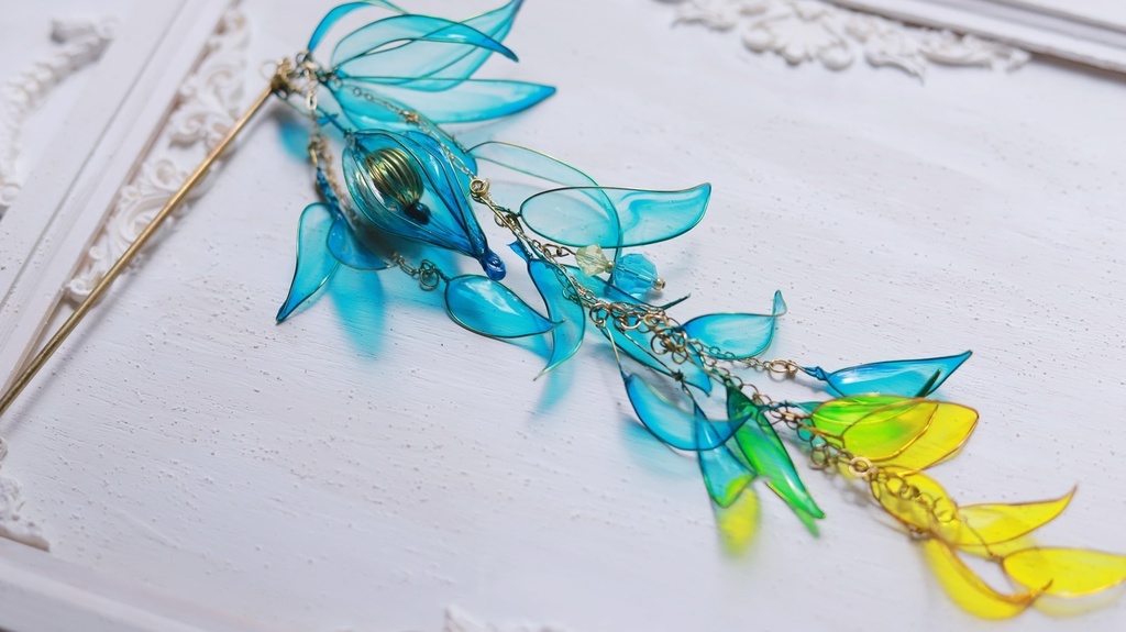 透明花弁のかんざし・イヤーフック