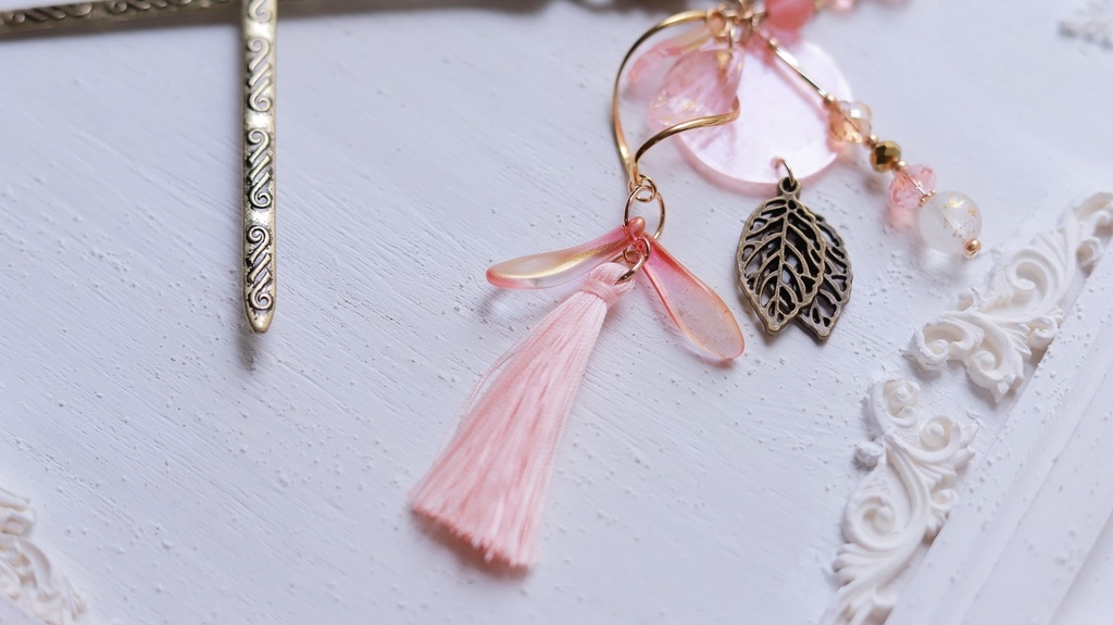 桃の桃源郷変わり軸かんざし